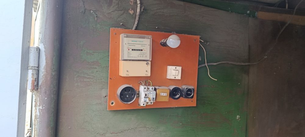 Продам гараж Кооперативний #1 вул.Івана Дзюби (сімʼї Сосніних)