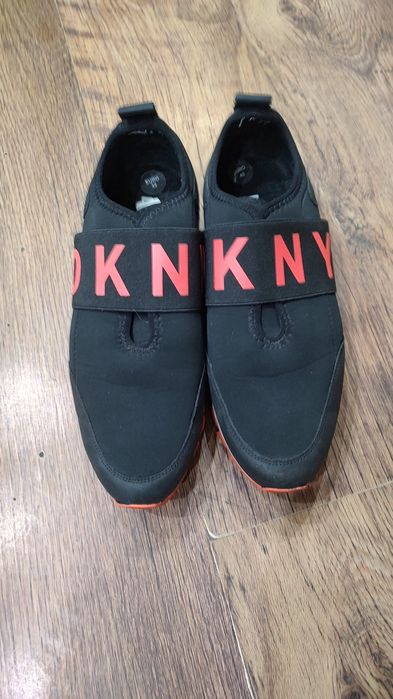 Sprzedam buty DKNY