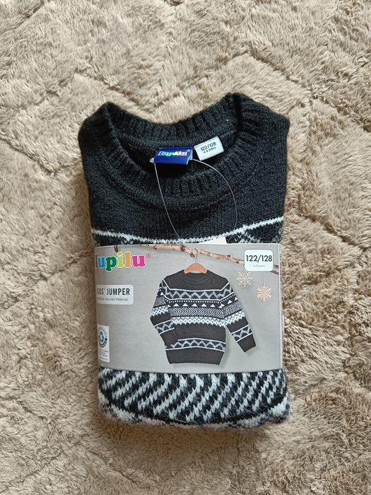 Świąteczny Nowy sweterek