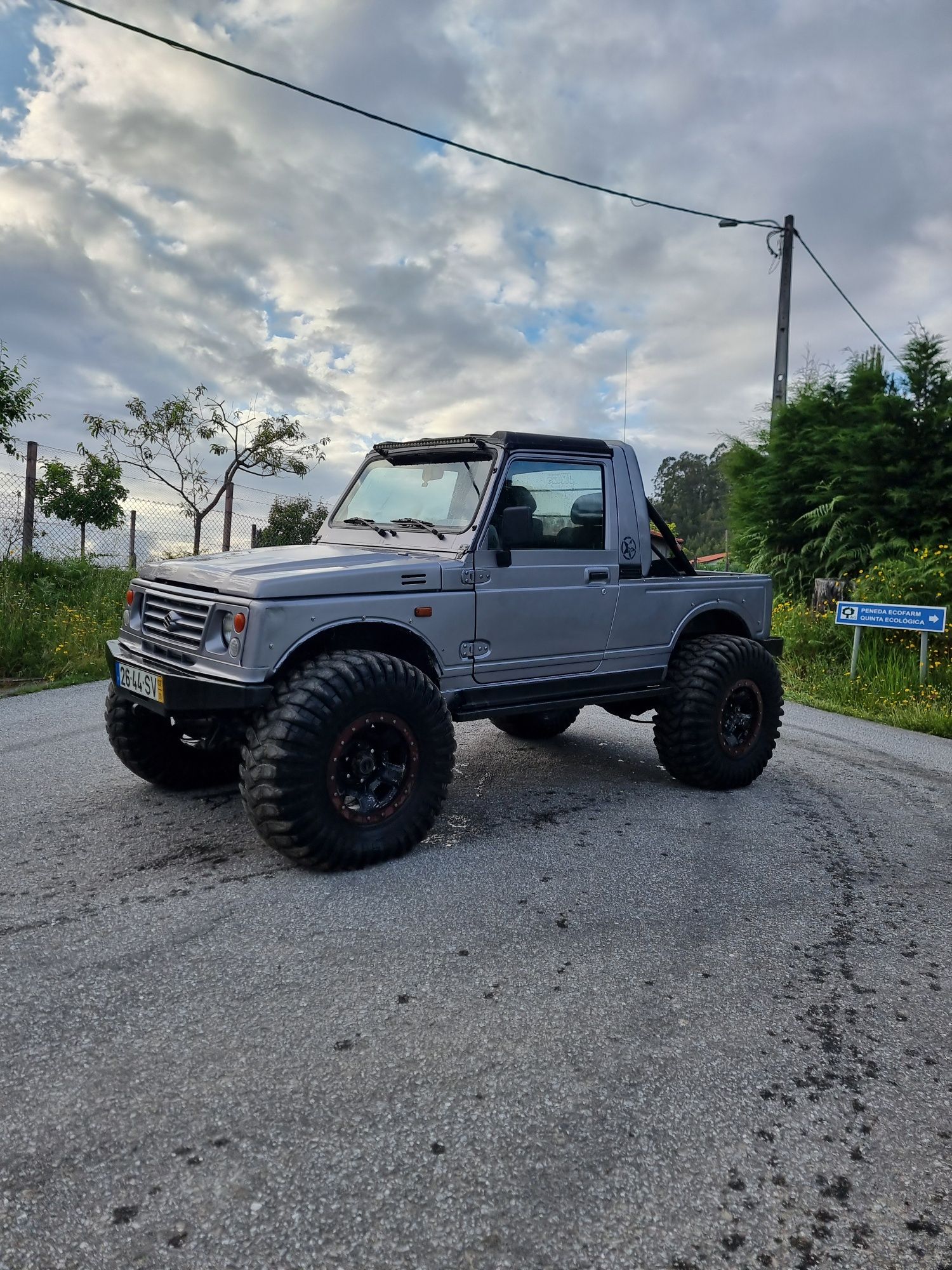 Suzuki Samurai pick up