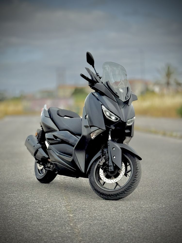Yamanha XMax 300cc IronMax Black Mate