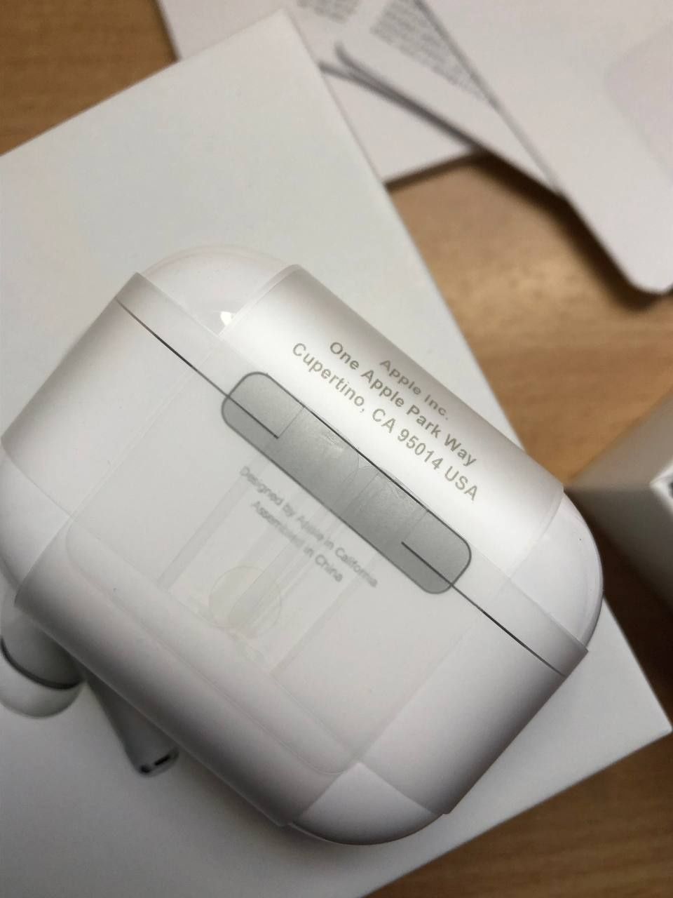 Apple Airpods Pro 2 з чохлом