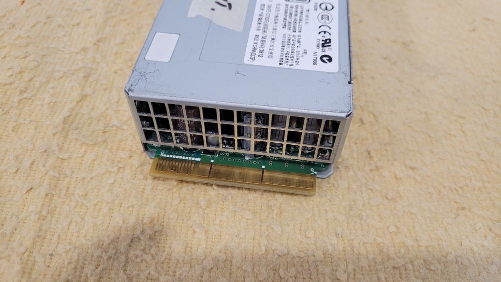 Блок питания Delta - Electric  750.