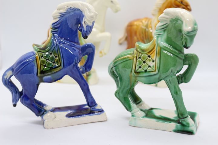 4 Cavalos Porcelana Chinesa Antiga Dinastia Tang 3 cores anos 70