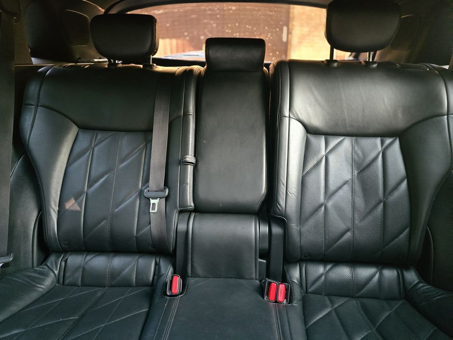 Infiniti FX50...