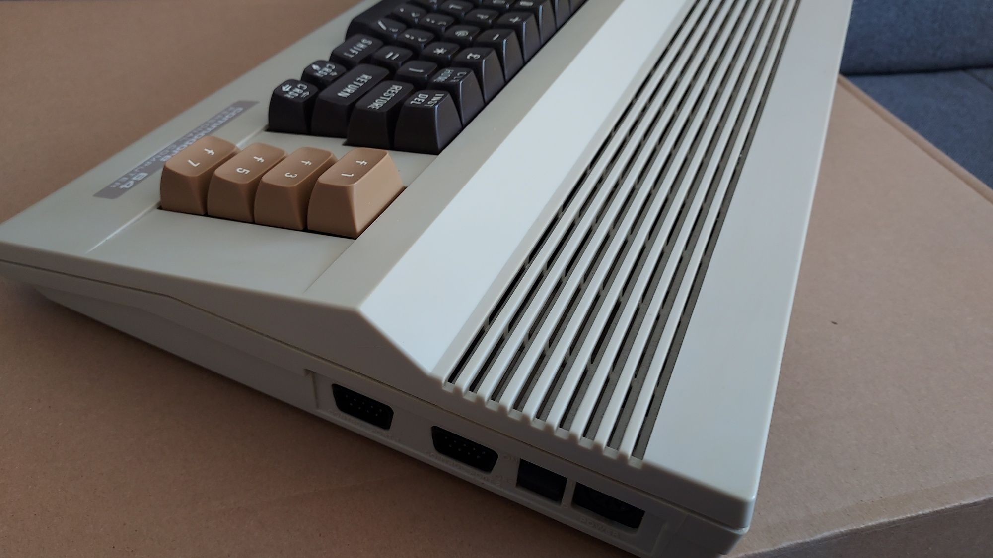 Commodore 64  / C64