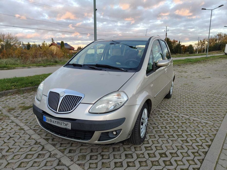 Lancia Musa benzyna 1,4 2007