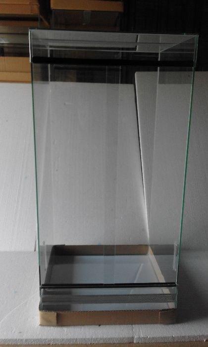 Terrarium 40x40x80h.Duży wybór,różne wielkości.Producent.