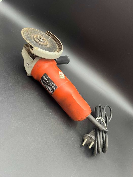 Szlifierka kątowa BlackDecker KG725