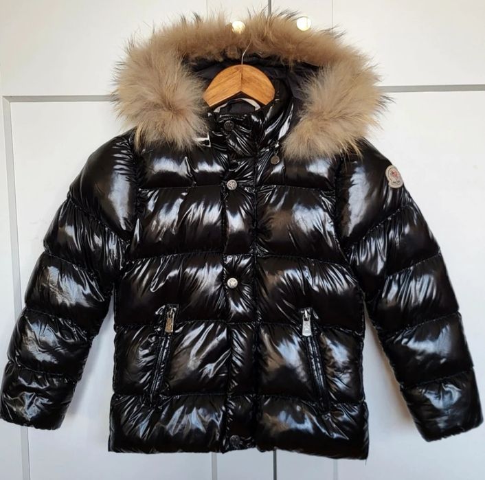 Kurtka Moncler dla dziewczynki