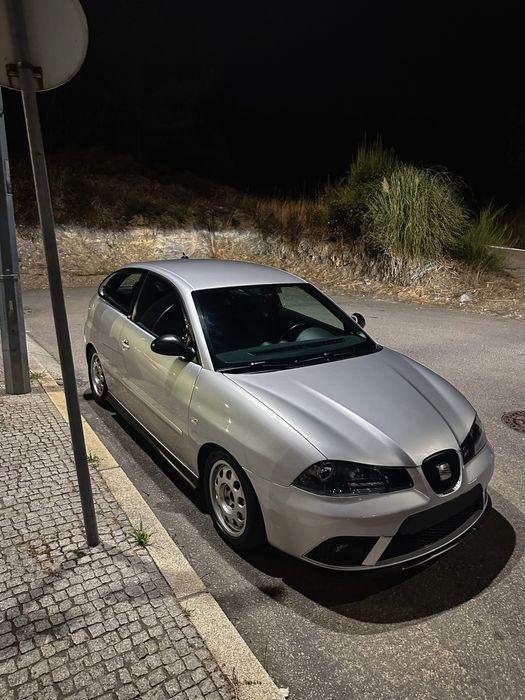 Seat ibiza 6L pd 130cv  5 lugares