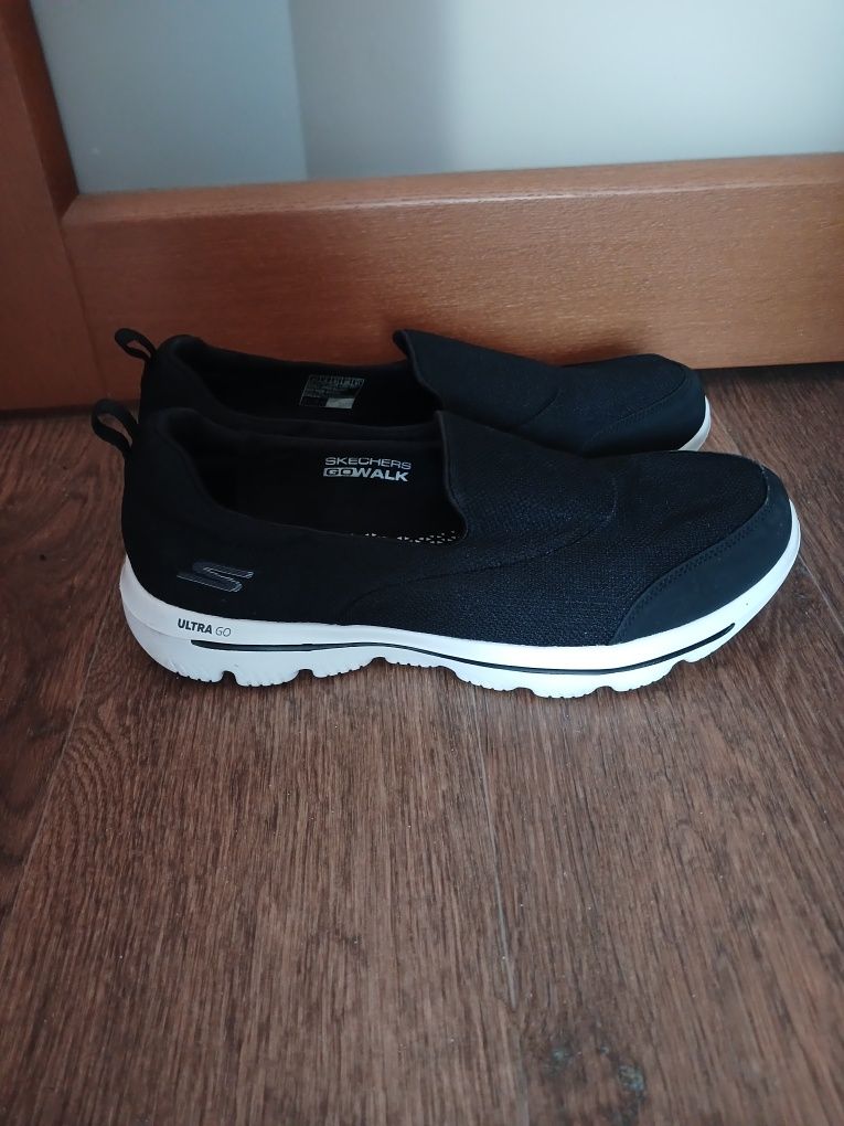 Слипоны Skechers