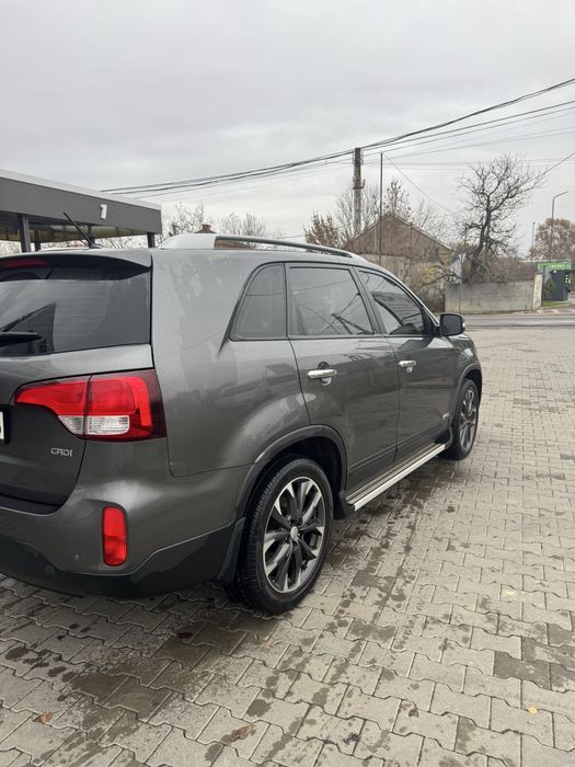 Продам власне авто кіа сорентов завдский фарбі.