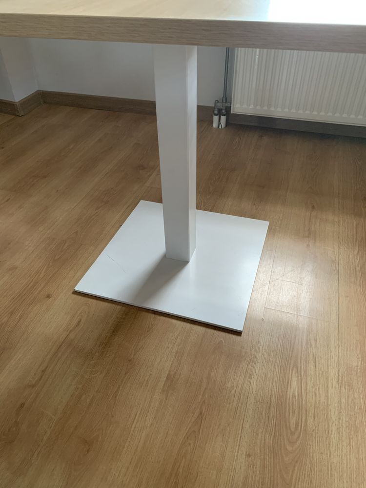 Stół 90x90 na jednej nodze