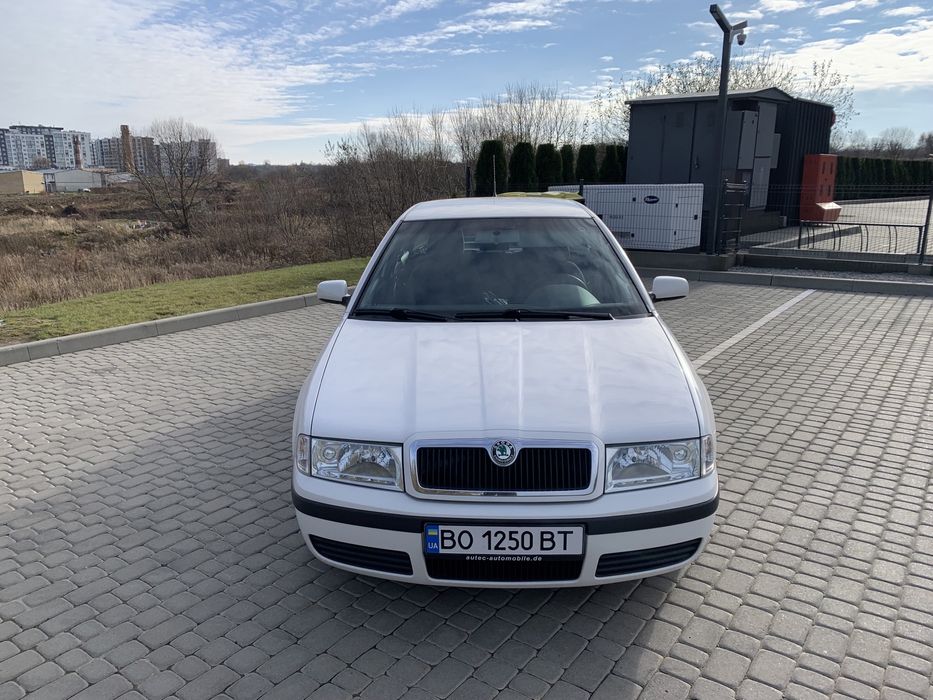 Skoda Octavia Tour 2009 1.6