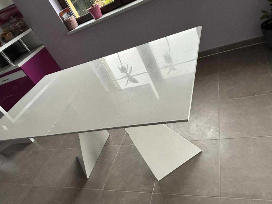 Stół kuchenny -rozkładany