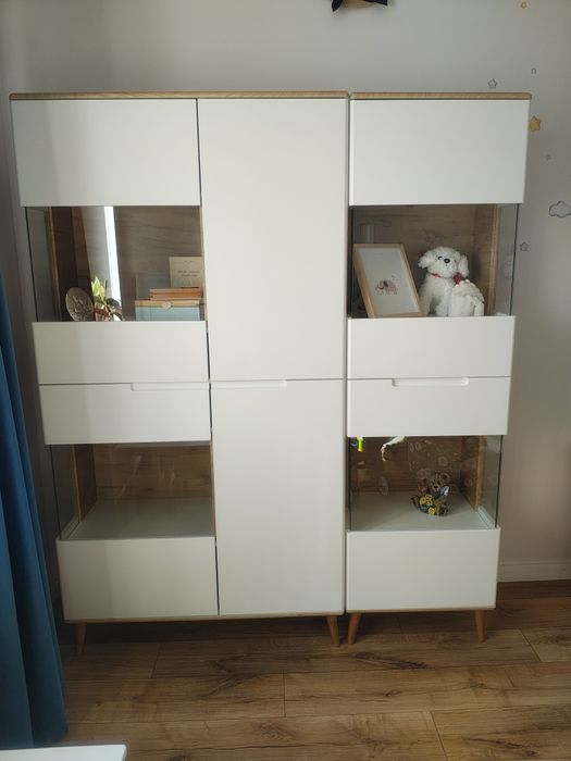 Zestaw mebli Biała witrynka Agata Meble New Vincent