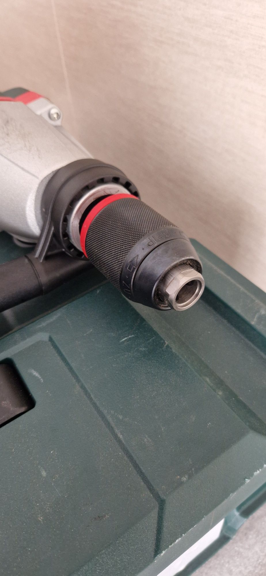 Metabo SBEV 1300-2 S młotowiertarka sieciowa 230V