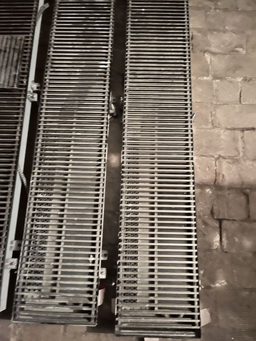 Grzejnik kanalowy podlogowy