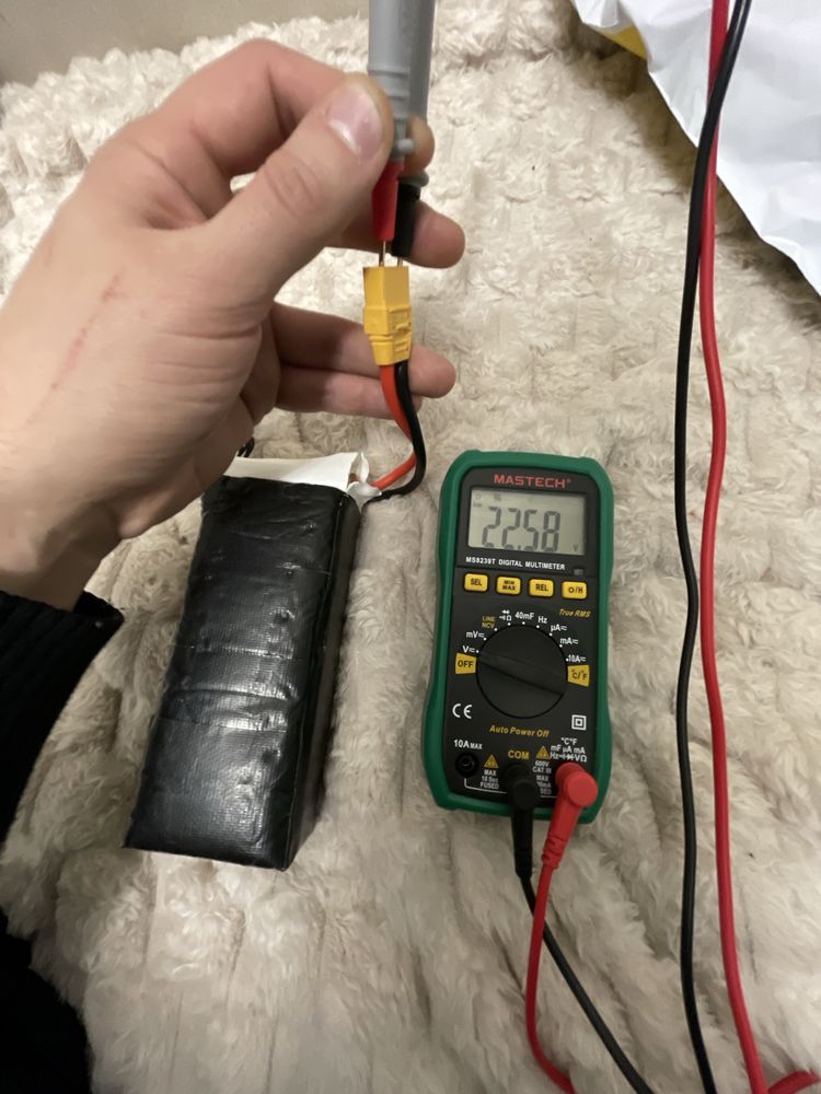 Потужний акумулятор Lipo 22.2V 6S Lipo XT90 (0708)