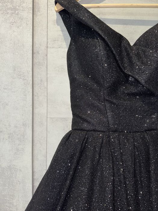 Чорна випускна/вечірня сукня з блискітками
