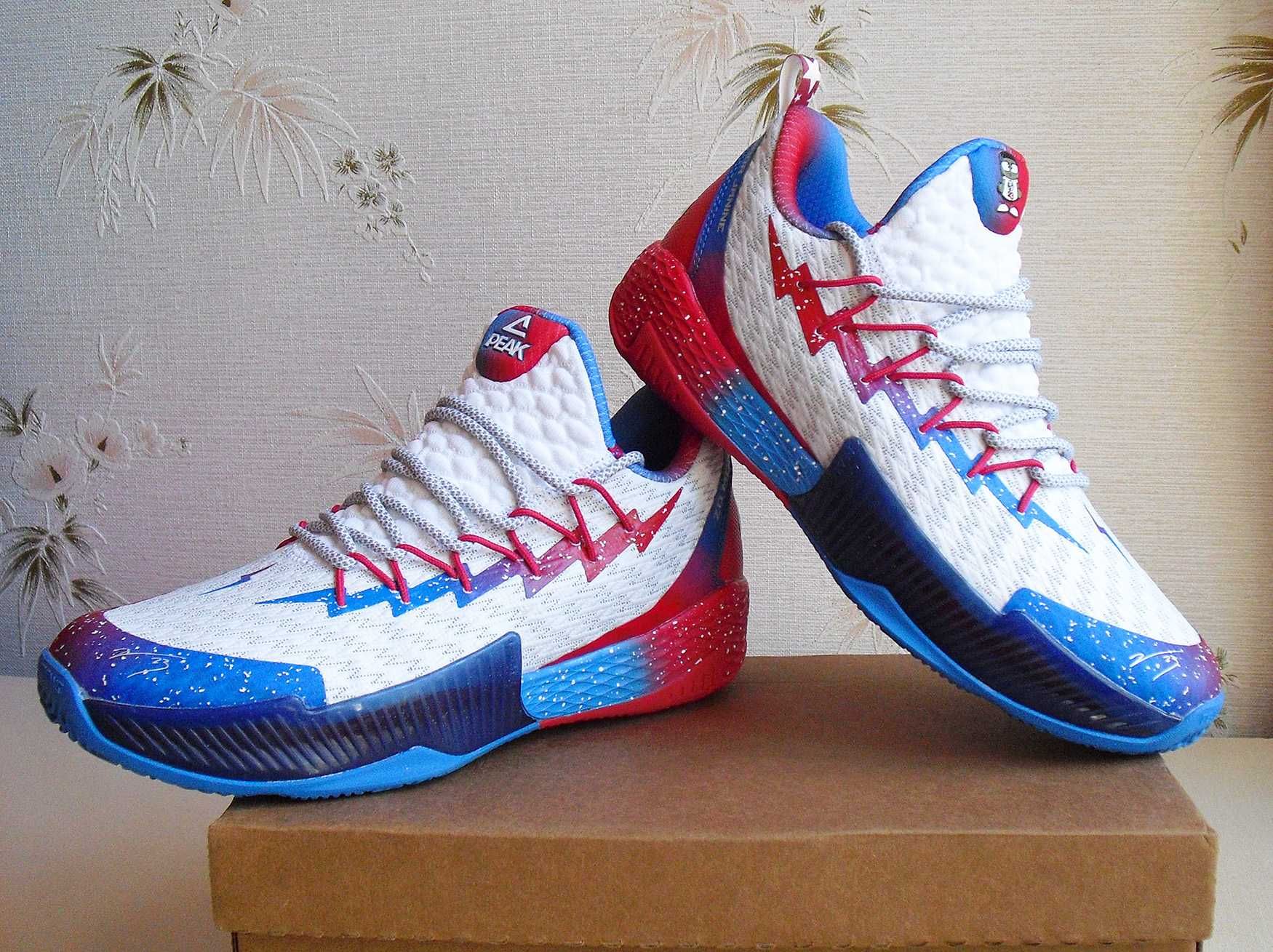 Баскетбольные кроссовки Peak Lou Williams Lightning