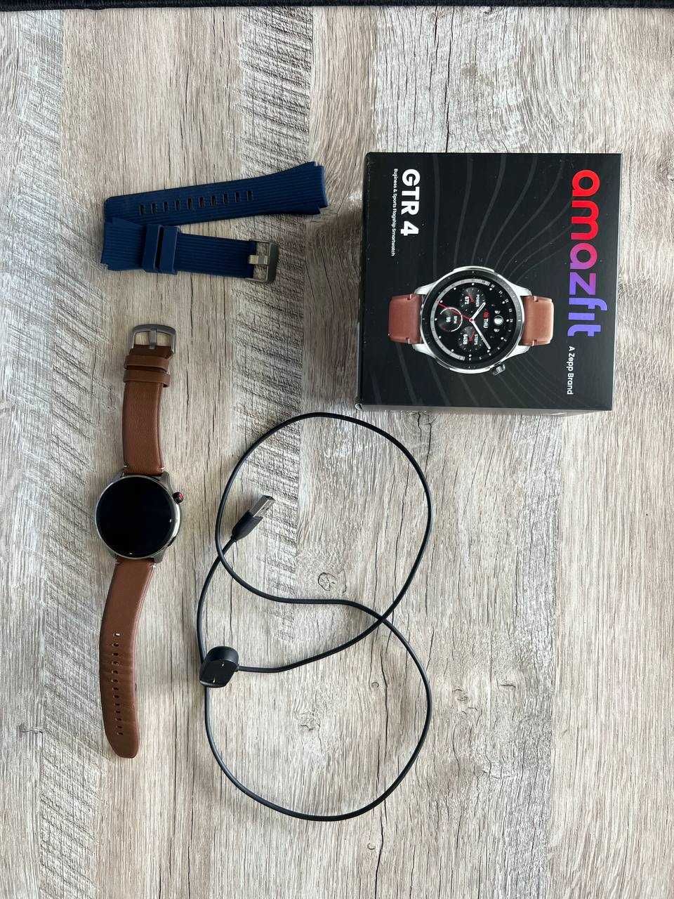 Смарт-годинник Amazfit GTR 4 (Vintage Brown Leather)