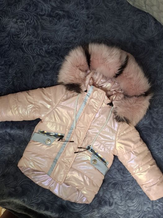 Дитяча куртка для дівчинки