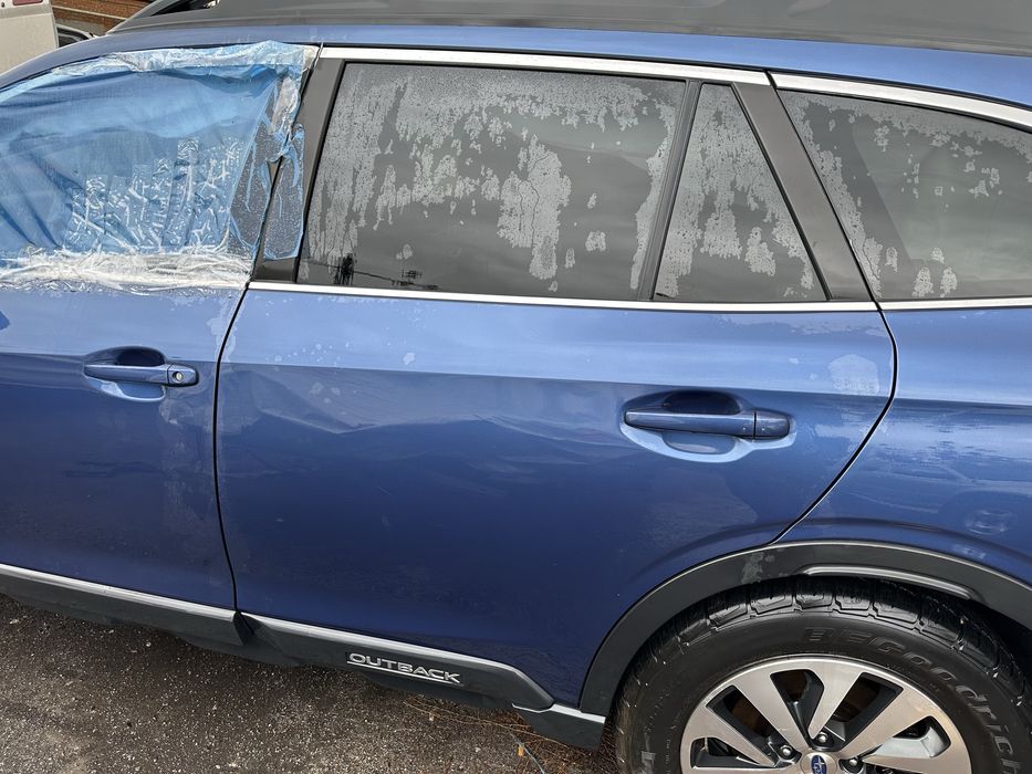 Двері Subaru Outback b16 2020 2021 2022 2023 SAL ліва права перед зад