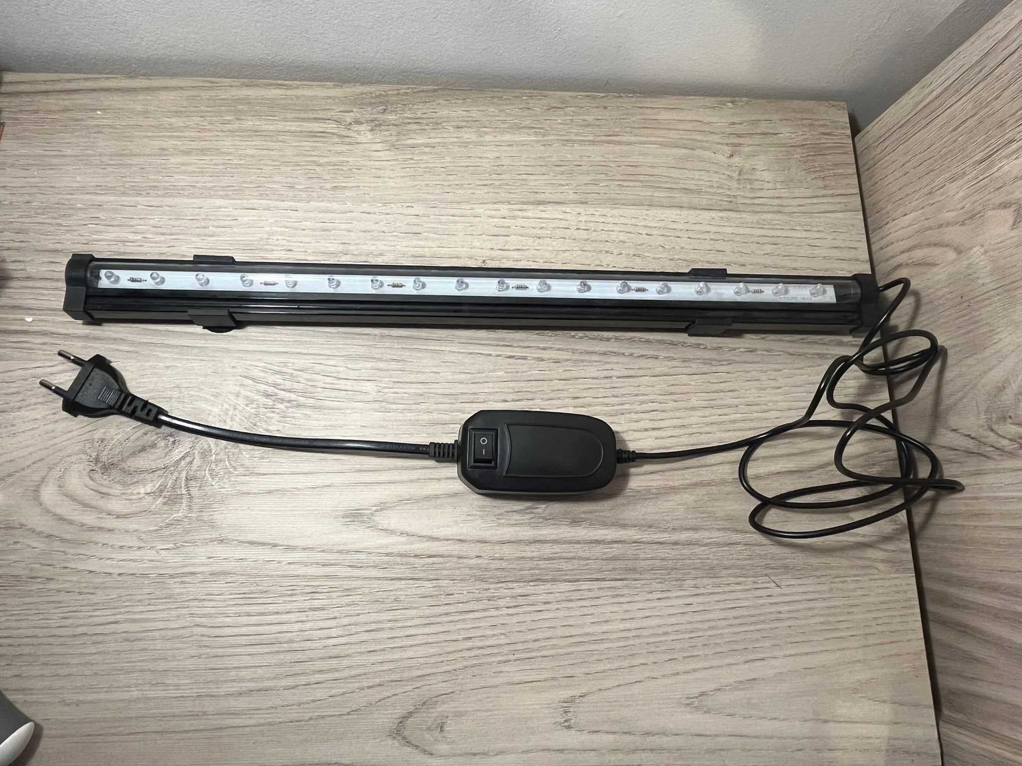 Lampa LED do akwarium