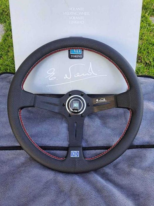 Volantes réplica Nardi, Momo, OMP, etc.