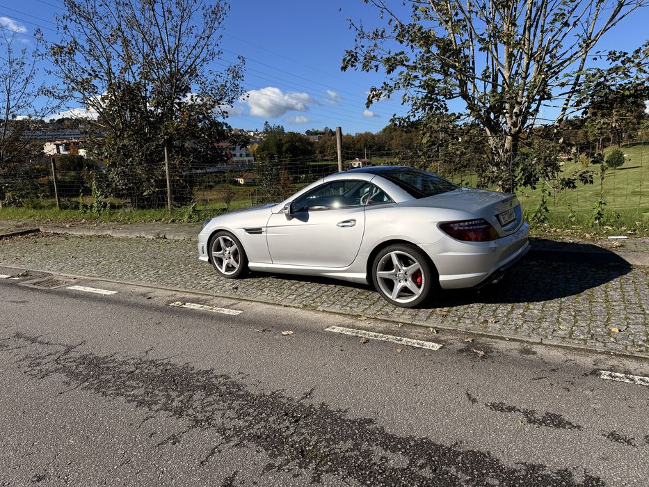 SLK 250 AMG 204cv com 83.000 klm