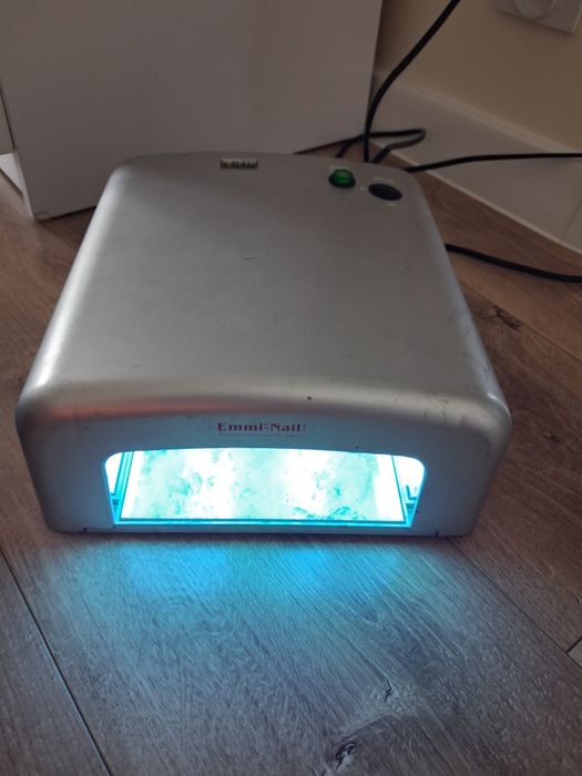 Lampa UV do paznokci