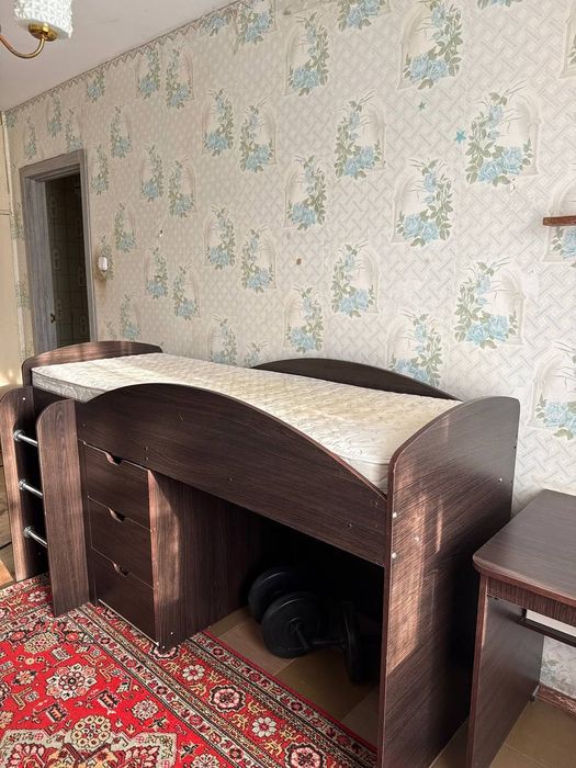 Ліжко односпальне