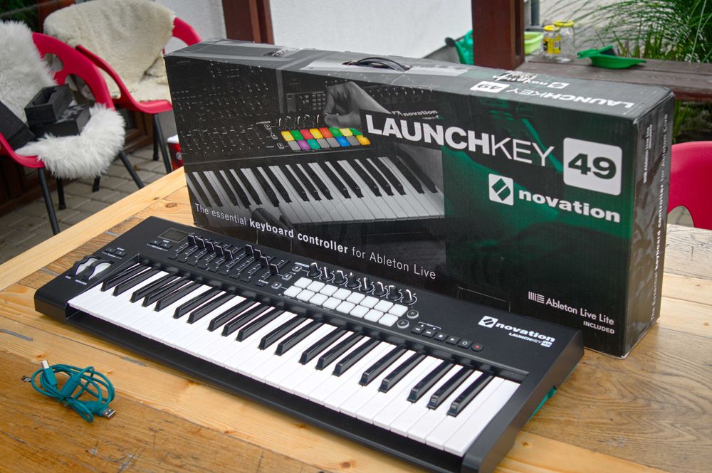 Kontroler MIDI Novation Launchkey 49 MK2