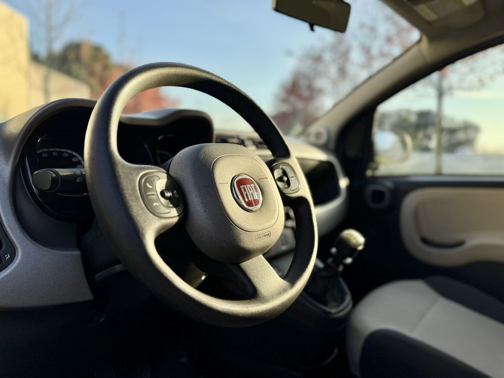Fiat Panda 1.2 69cv Lounge Bi-Fuel - Desde 80€ Mês