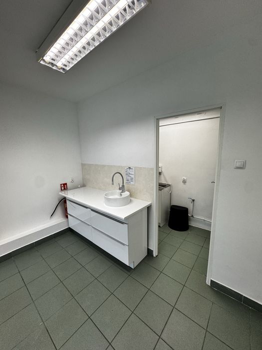 Wynajmę lokal handlowo-usługowy 26 m² centrum Wrocławia Jana Pawła II