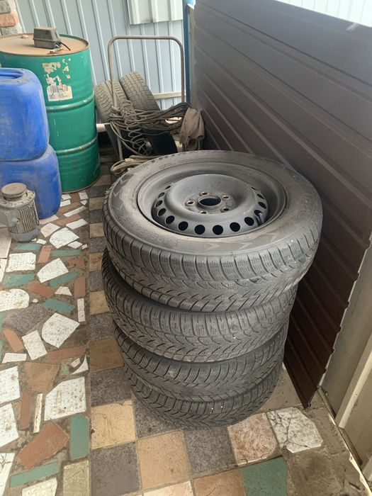 продам колеса в зборі зима R15 5/114.3