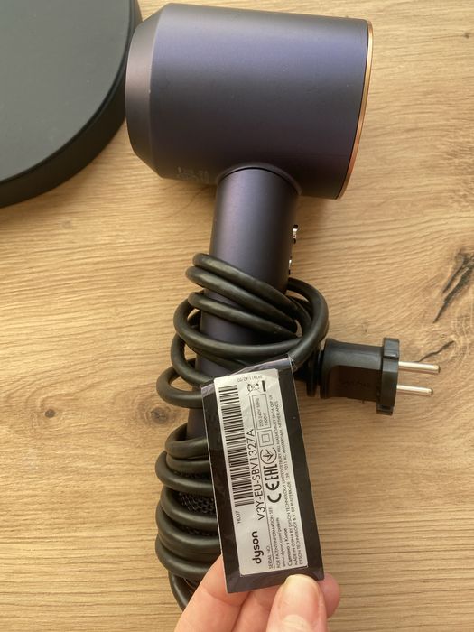 Фен Dyson Supersonic HD07 б/у