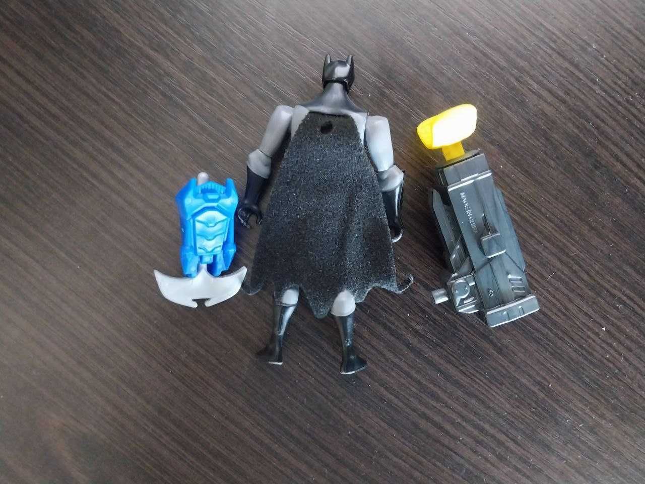 Іграшковий Бетмобіль