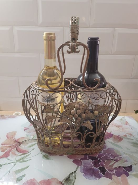 Elegancki Stojak na wino