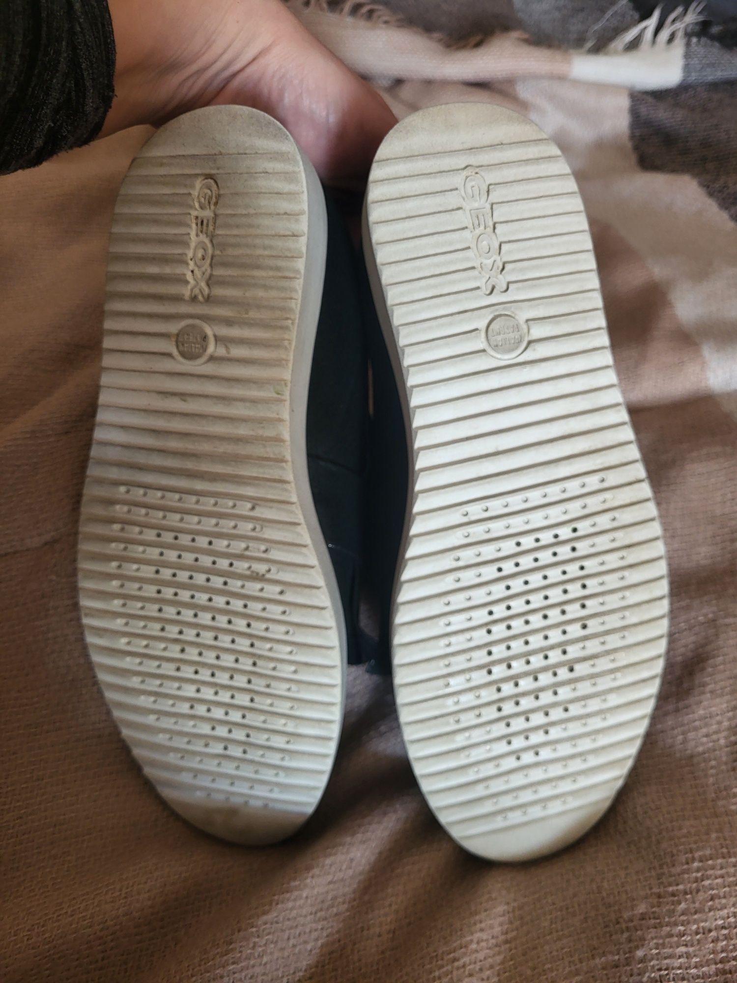 Półbuty Geox skorzane 35