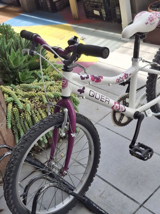 Bicicleta criança roda 16 estimada