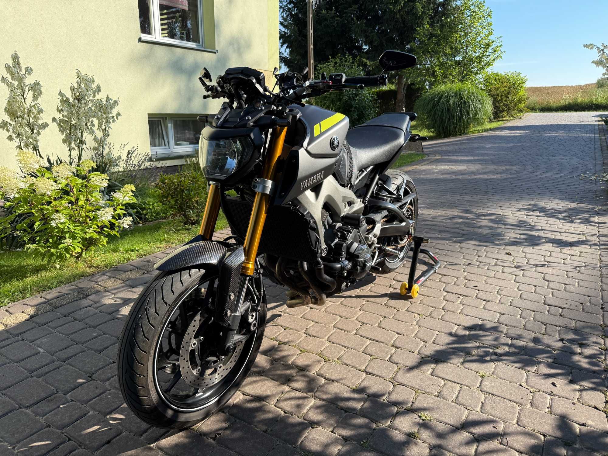 Yamaha MT-09 / MT09