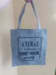 Szara torba na zamek z zabawnym napisem 35x38cm