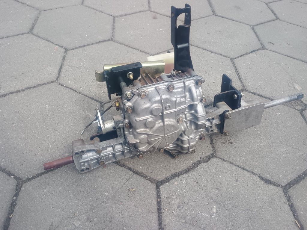 Kosiarka traktorek skrzynia hydro mtd yard Man gutbrod bolens cub cade