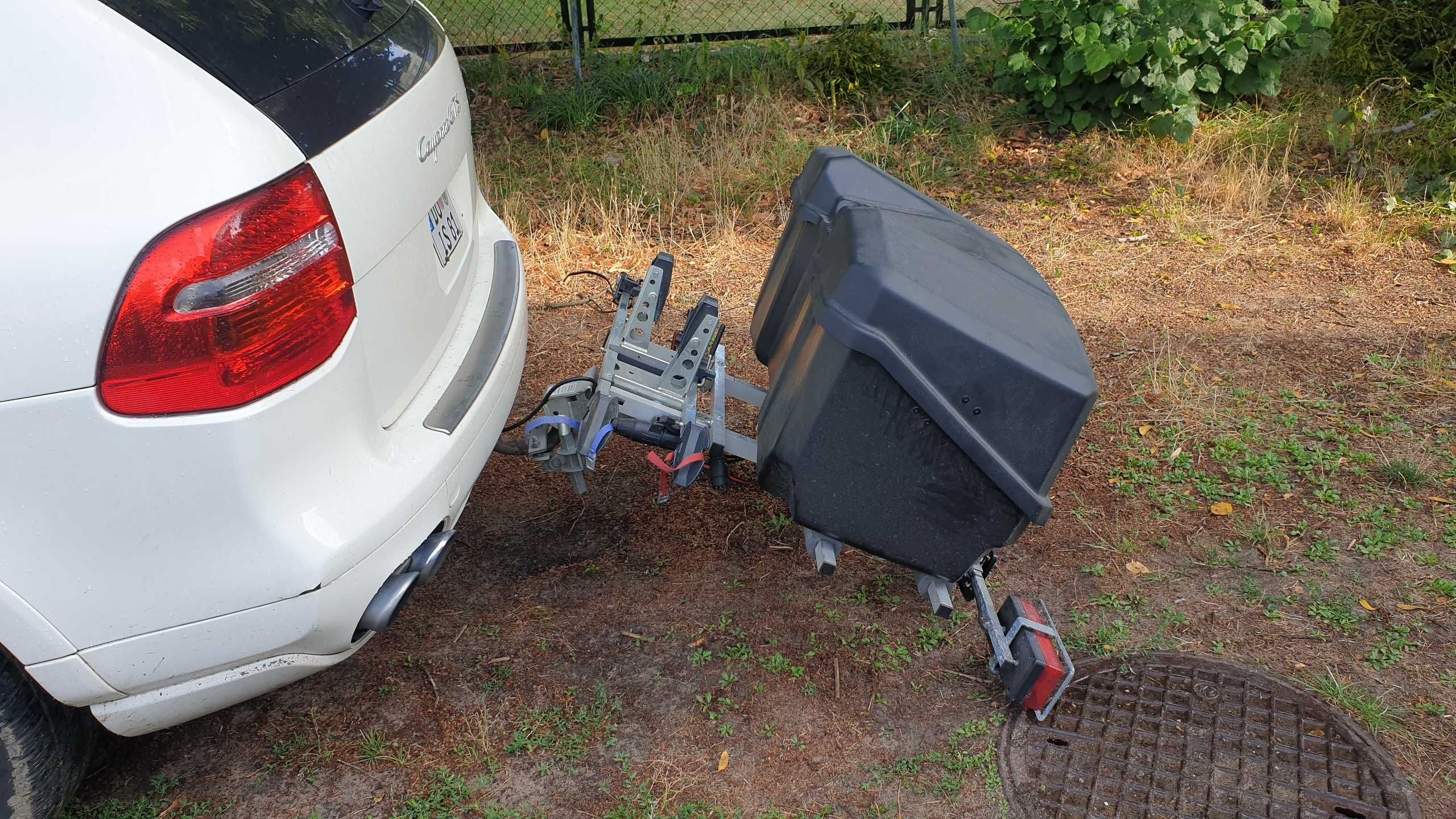 Bagażnik box skrzynia transportowa hak auto