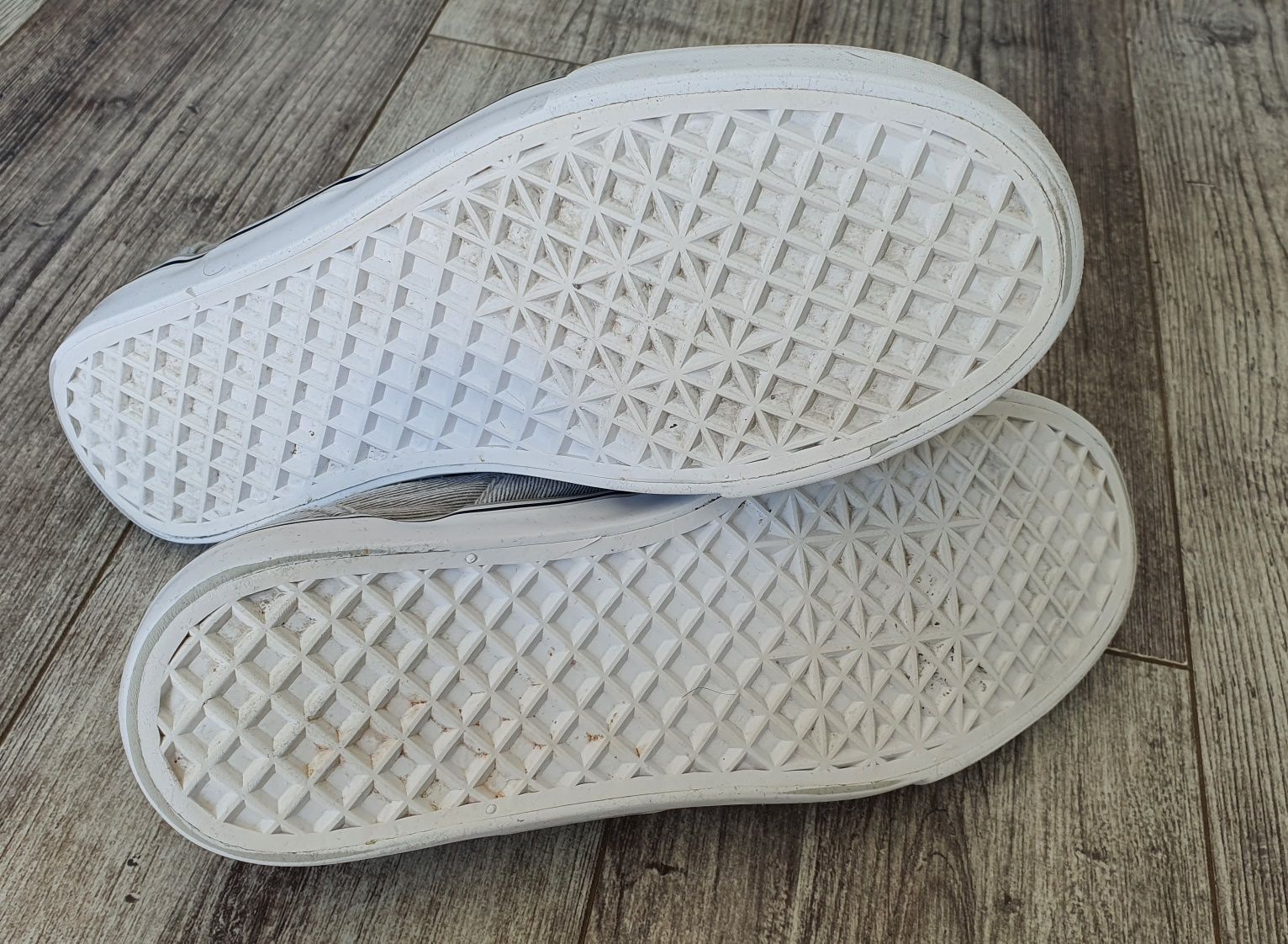 Sneakersy Pier One rozm:41