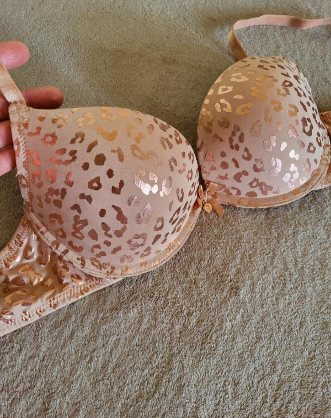 Бюстгальтер Victoria secret, Esprit, Reserved, Primark