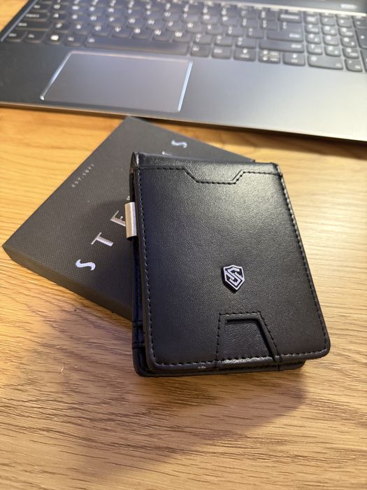 Portfel męski STEVENS, 8,5cm x 11,5cm